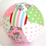 Luftballonh�lle / Luftballonball 'Emilia' rosa gr�n